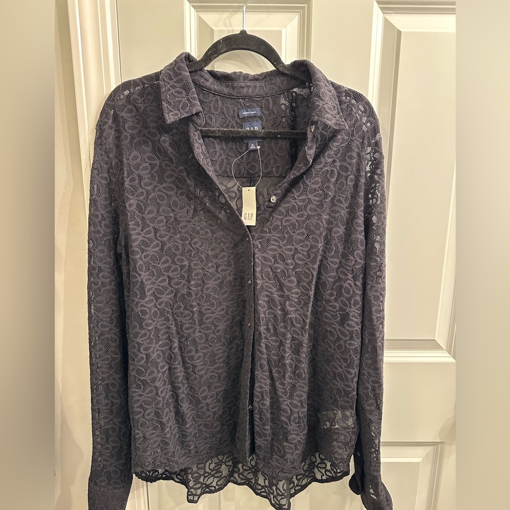 Gap lace button down new with tags size XL